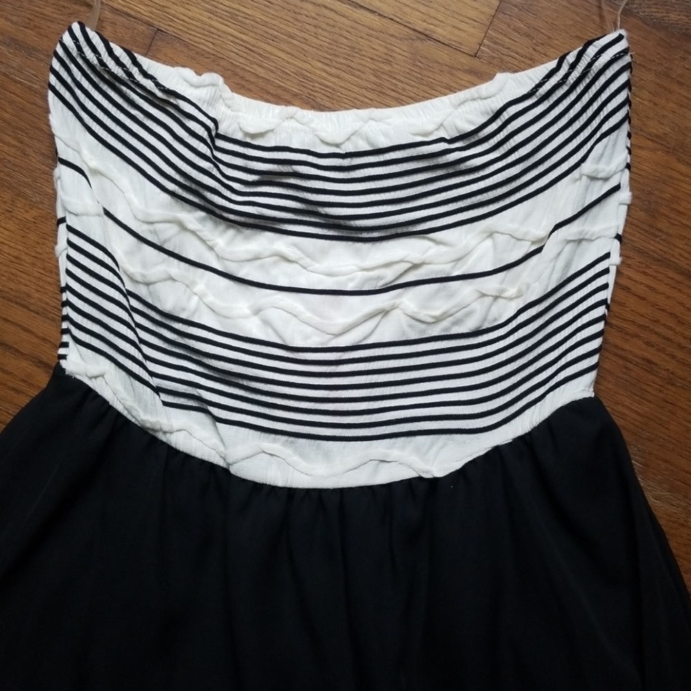 LASTStrapless dress or cover up with chiffon skirt - Picture 2 of 3